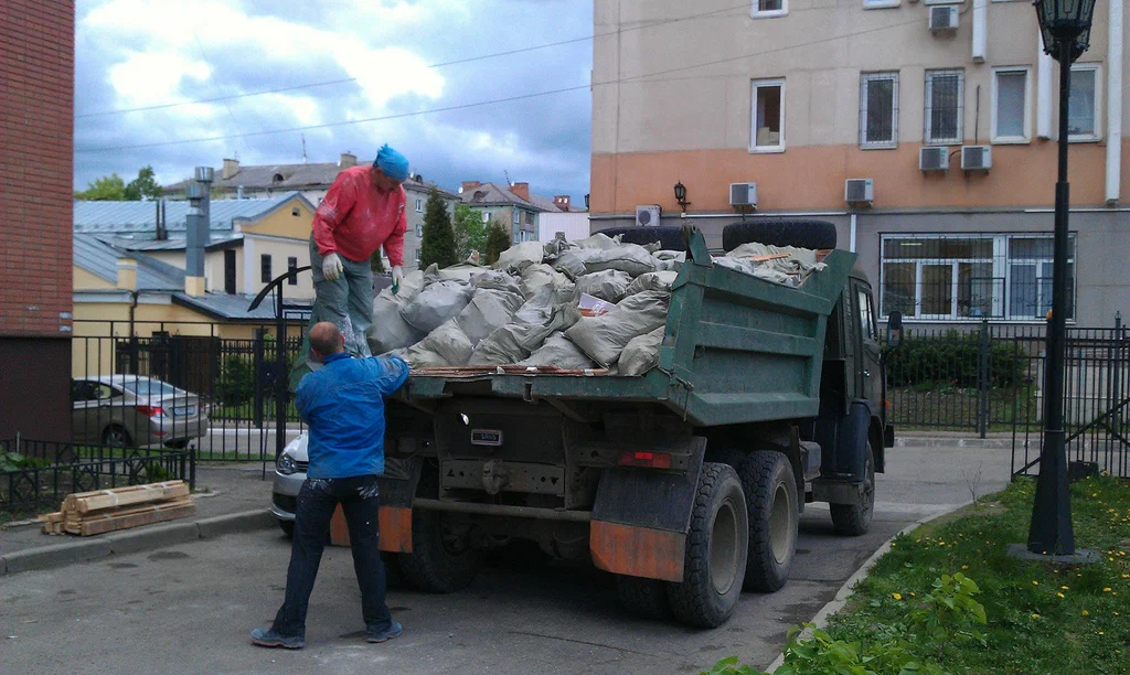 Вывоз строительного мусора в Новокузнецке от 1644 руб. – ПроМусор