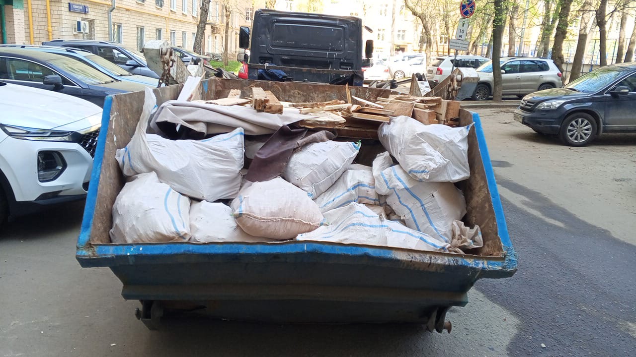 Вывоз мусора из магазина в Новокузнецке в октябре