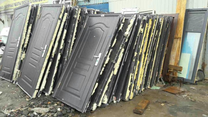 Вывоз металлических дверей с утилизацией в Новокузнецке в октябре
